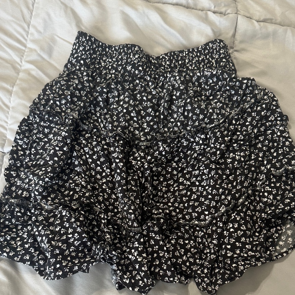 Japna Black and White Floral Skirt